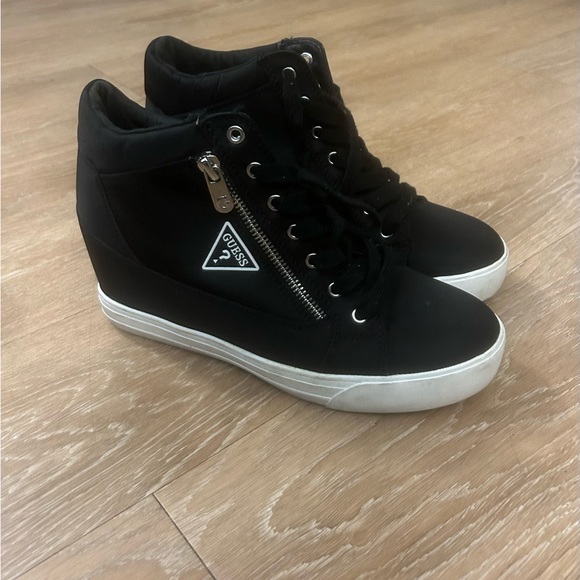 GUESS Faster Women’s Black Wedge Sneakers with Silver Zippers - Picture 7 of 9